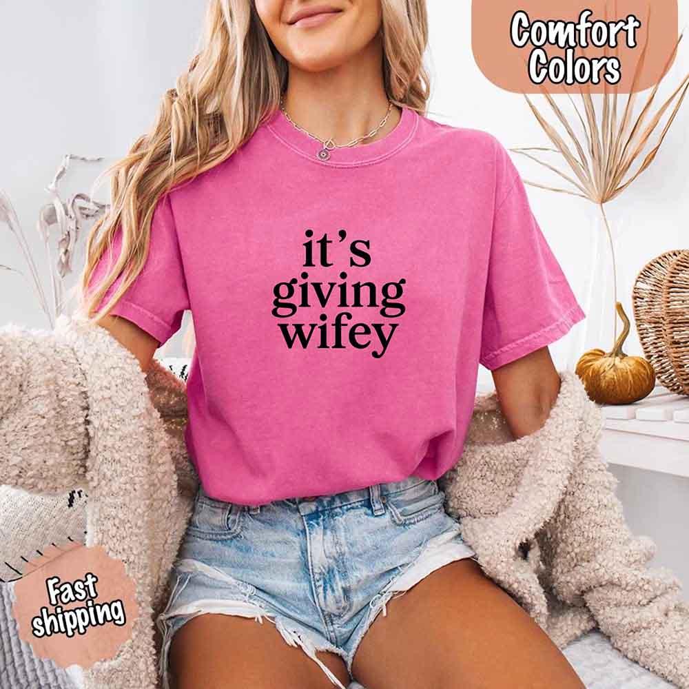 It's Giving Wifey Comfort Colors Tee – Bride to Be Wedding Gift - Image 18